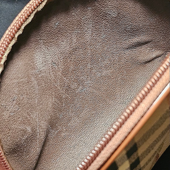 VINTAGE BURBERRYS COSMETIC/MAKE-UP CASE - Picture 10 of 13